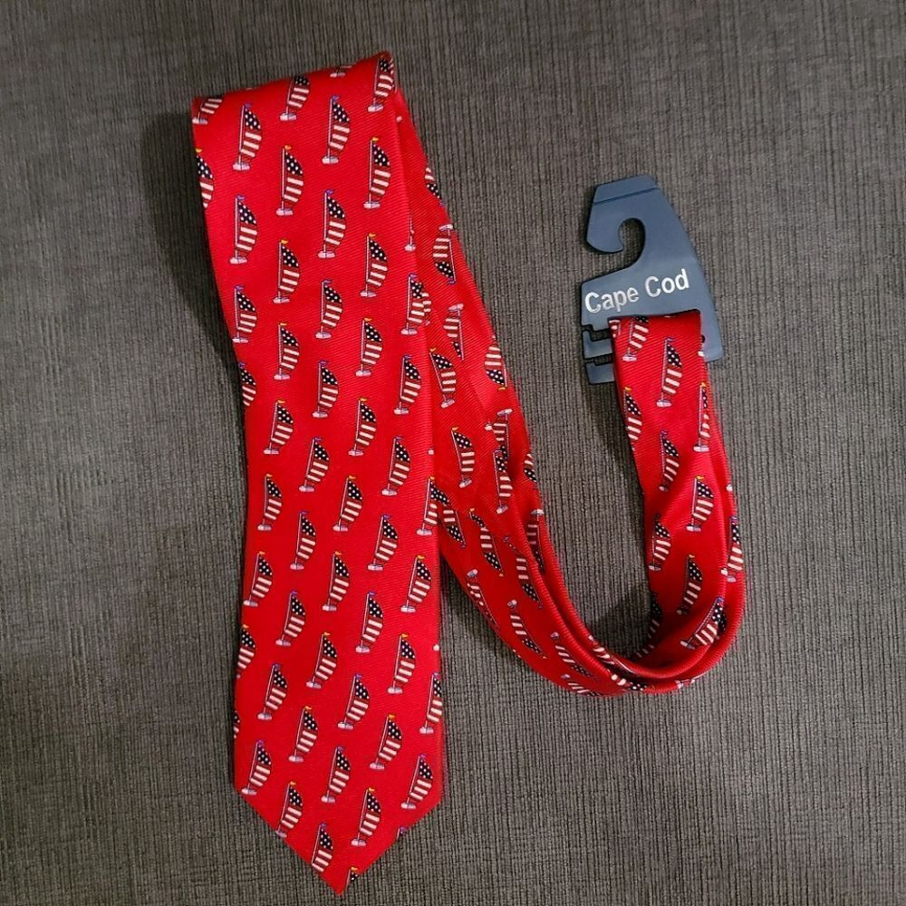 CAPE COD Neckwear Men's Red Tie with American Flag Pattern